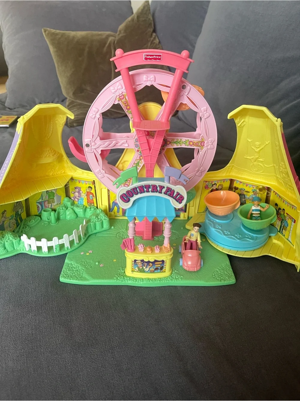 Fisher-Price Country Fair Playset - Pink, Yellow & Green Interactive Toy